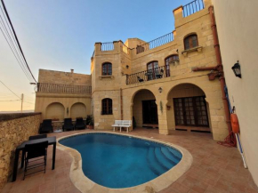 UNDER NEW MANAGEMENT! Sant Antnin Luxurious Farmhouse Villa With Pool Sannat Near Victoria Gozo Family Friends Couples Views Balcony Roof Terrace Romantic Getaway